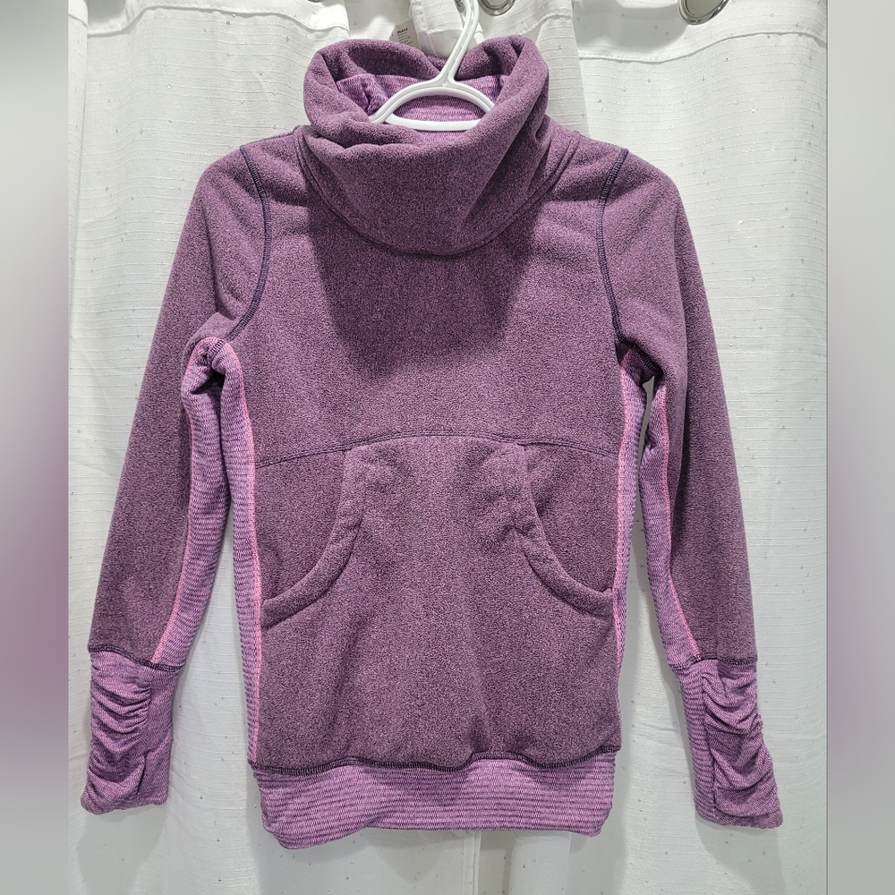 Ivivva Pull-over Hoodie with Thumbholes Sz 12.